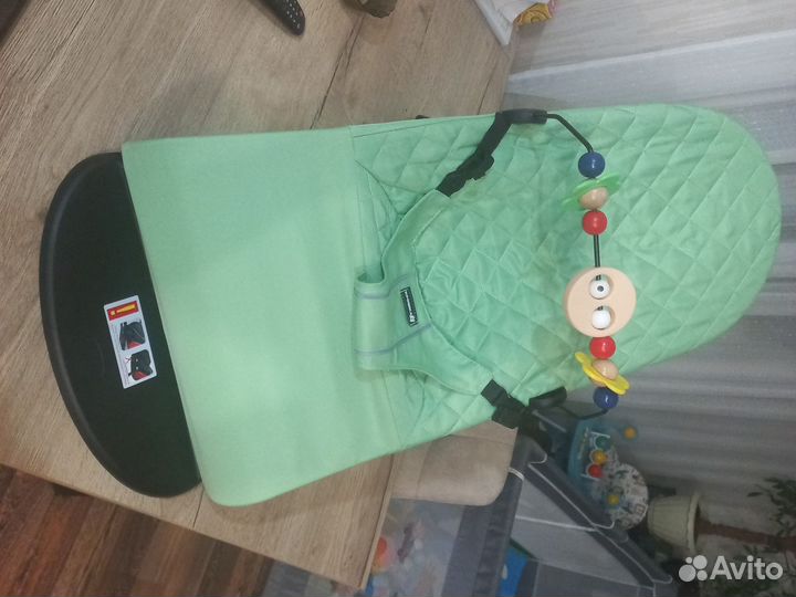 Шезлонг для новорожденных бу