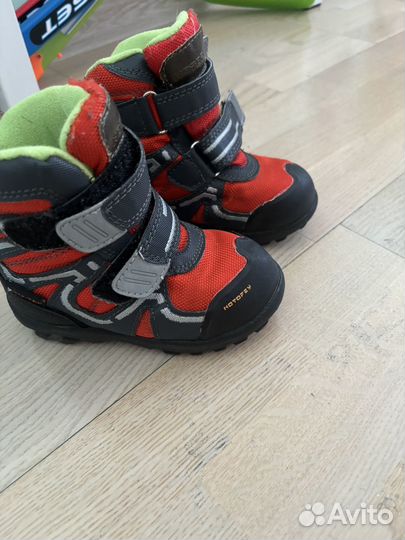 Ботинки демисезонные