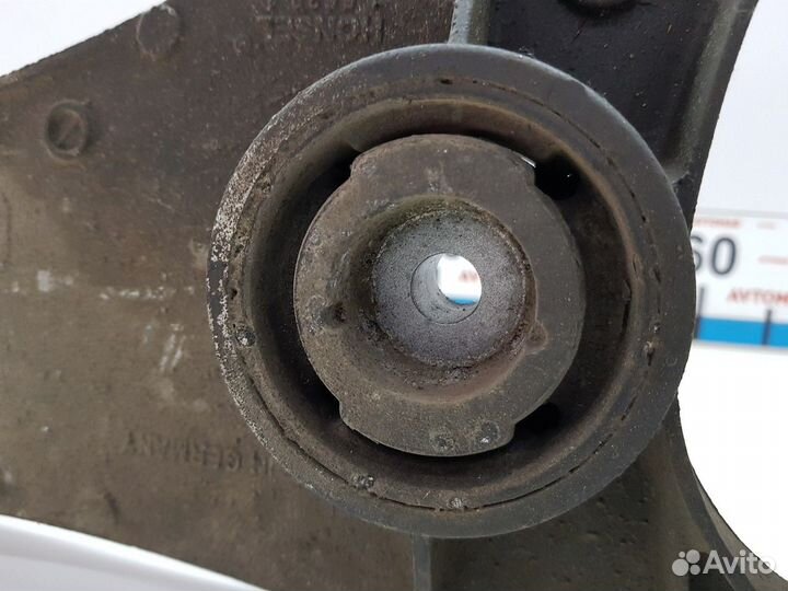 Кронштейн заднего редуктора