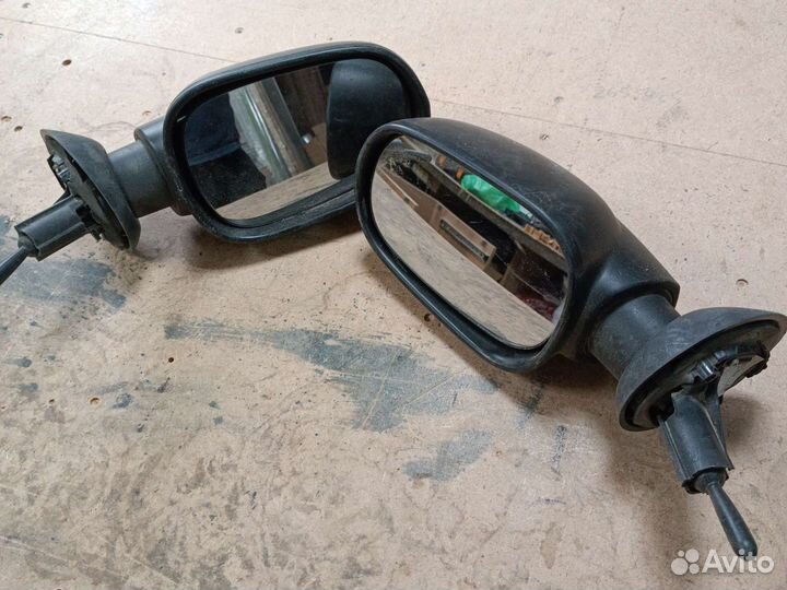 Зеркало заднего вида на Рено Логан