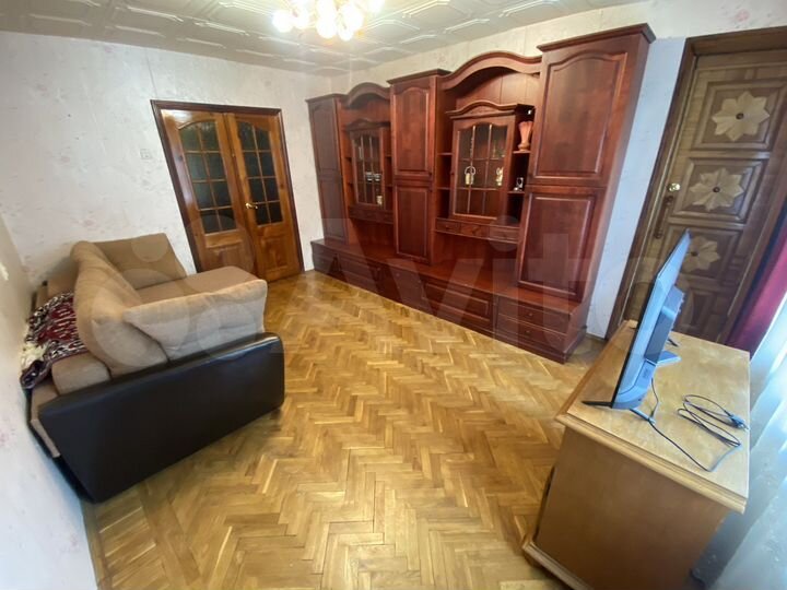 2-к. квартира, 50 м², 3/5 эт.