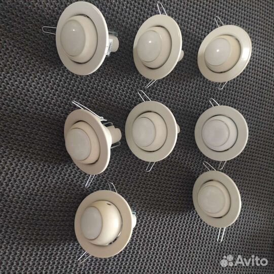 Точечные встраиваемые светильники