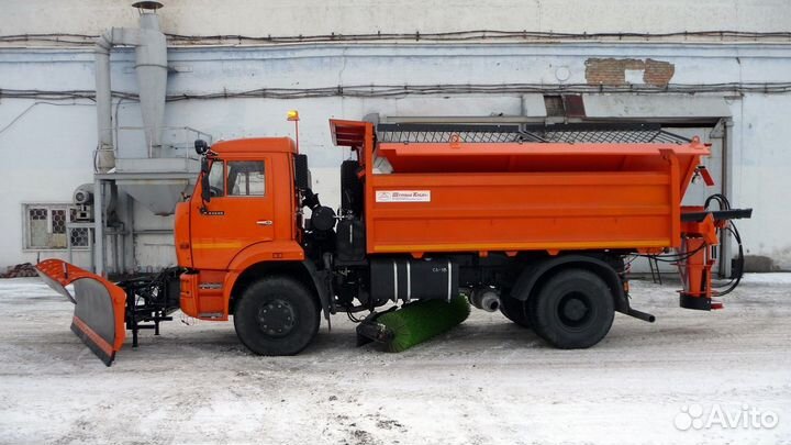 Универсальная комбинированная дорожная машина дмк