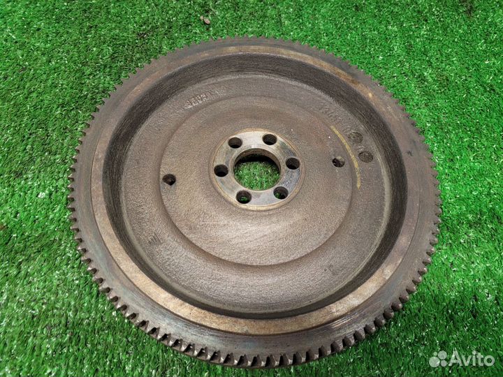 Маховик Тойота Avensis 1