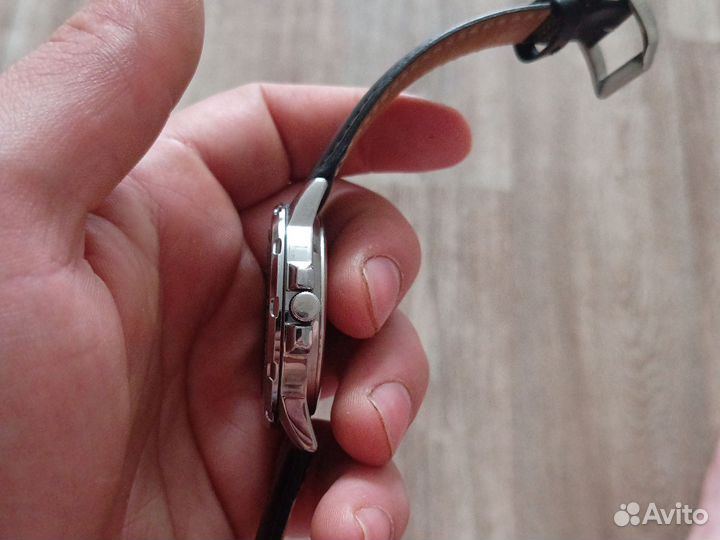 Часы Casio MTP-VD01D-1E