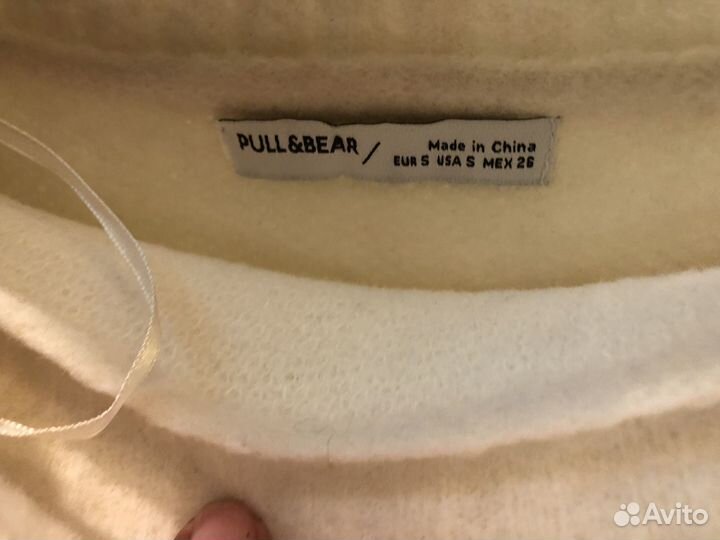 Плюшевый белый свитер