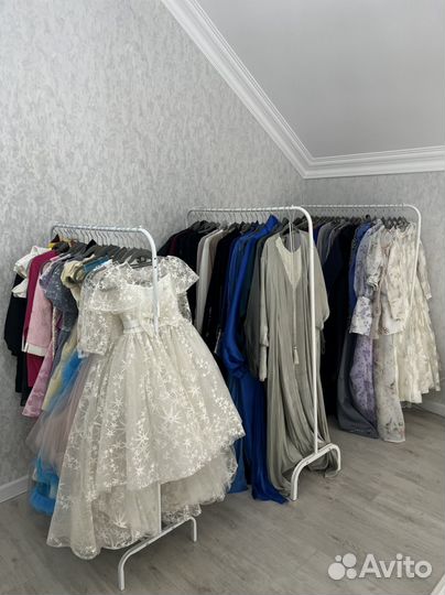 Платье на прокат распродаю
