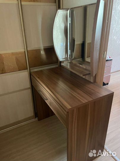 Зеркало трельяж