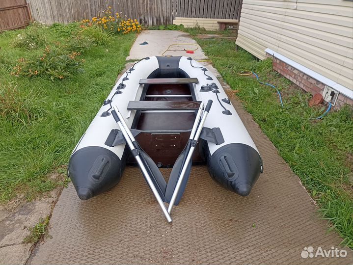 Надувная лодка