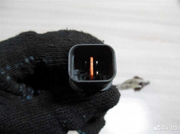 Датчик кислородный/Lambdasonde Mitsubishi Outla