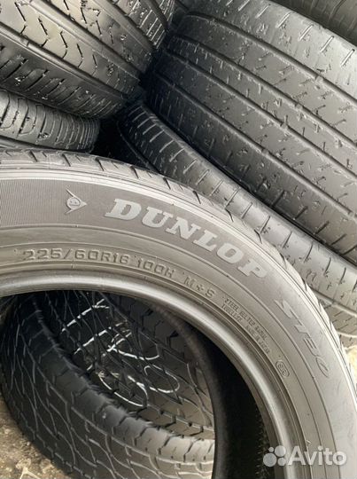 Dunlop Grandtrek ST30 225/60 R18