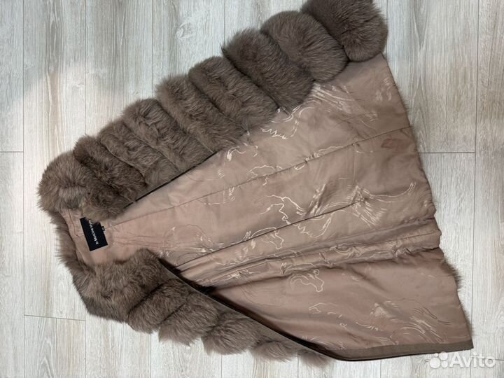 Меховая жилетка из песца