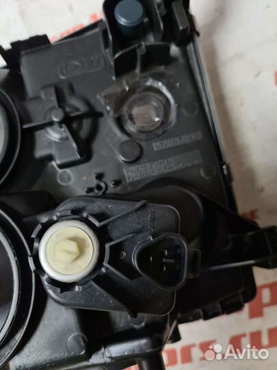 Фара правая не под корректор land cruiser 1998