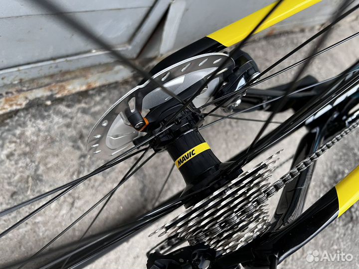 Велосипед Wilier Garda 105 Aksium