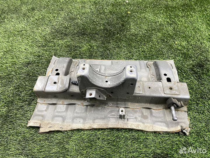 Крепление карданного вала Toyota Lite Ace Noah