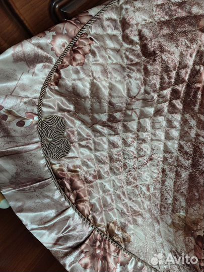 Покрывало на двуспальную кровать