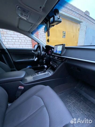 Штатная android магнитола Teyes CC3L 4/32Kia Optima