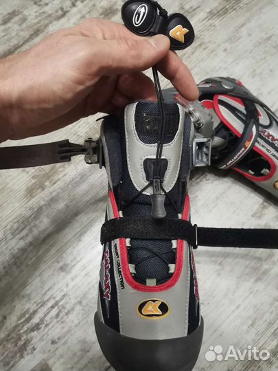 Коньки хоккейные детские размер 32 - 35