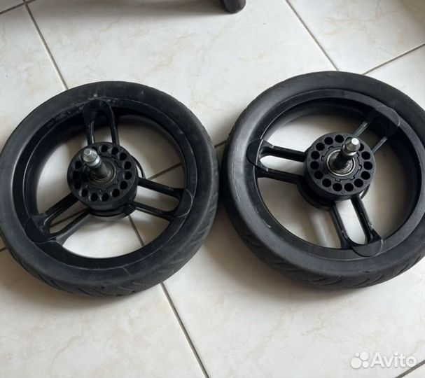 Запчасти для коляски valco