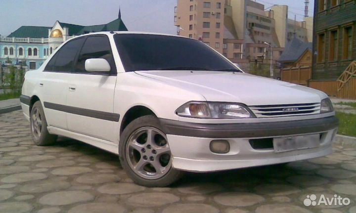 Накладки Gt на Toyota Carina 210 дорестайл