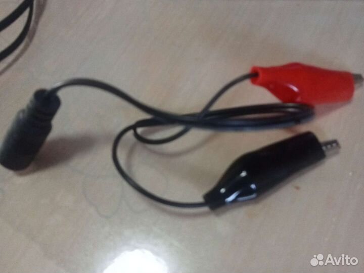 Автоматическое зарядное устройство Robiton