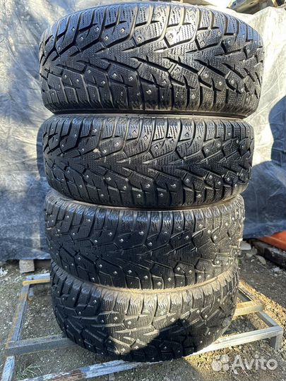 Yokohama Ice Guard Stud IG55 205/55 R16