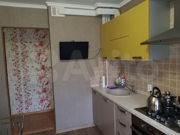 3-к. квартира, 70 м², 3/9 эт.