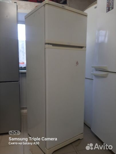 Холодильник Stinol 167sm