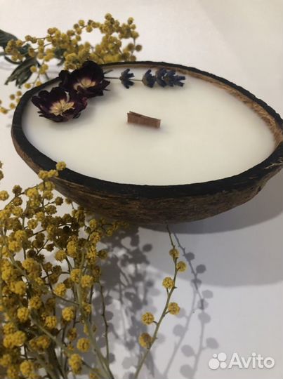 Свечи в кокосе из соевого воска