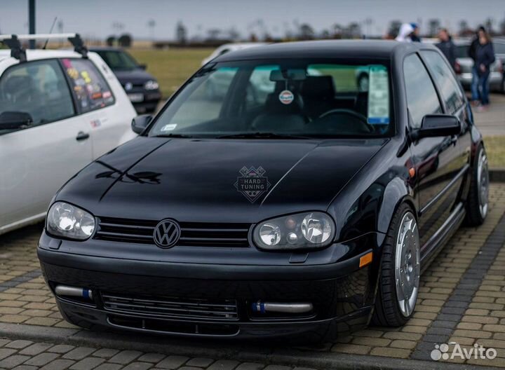 Накладка на передний бампер GTI Volkswagen Golf 4