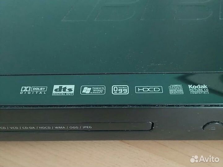 DVD плеер BBK- караоке с коллекцией фильмов