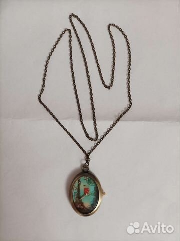 Часы на цепочке новые