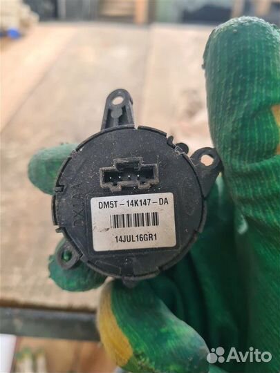 Кнопки на руль Ford