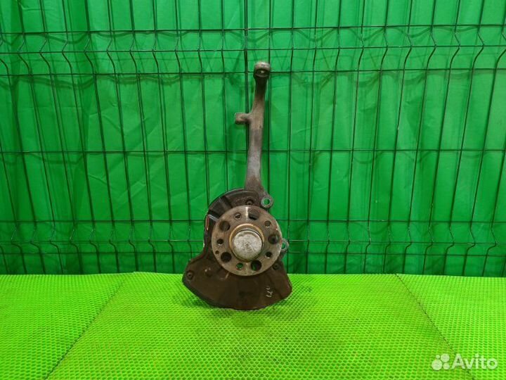 Поворотный кулак передний левый Mercedes Benz S500