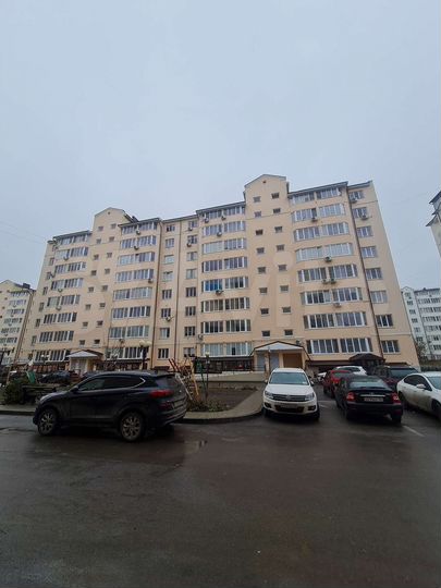 3-к. квартира, 92 м², 2/8 эт.