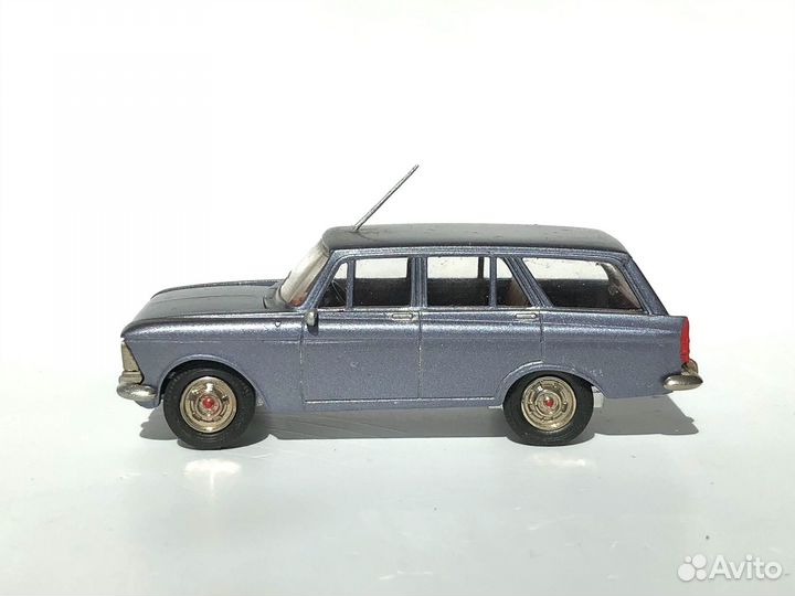 Модель автомобиля Москвич 427 СССР 1:43