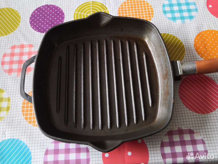 Чугунная сковорода гриль