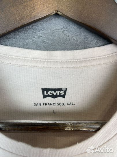 Футболка Levis размер Л оригинал