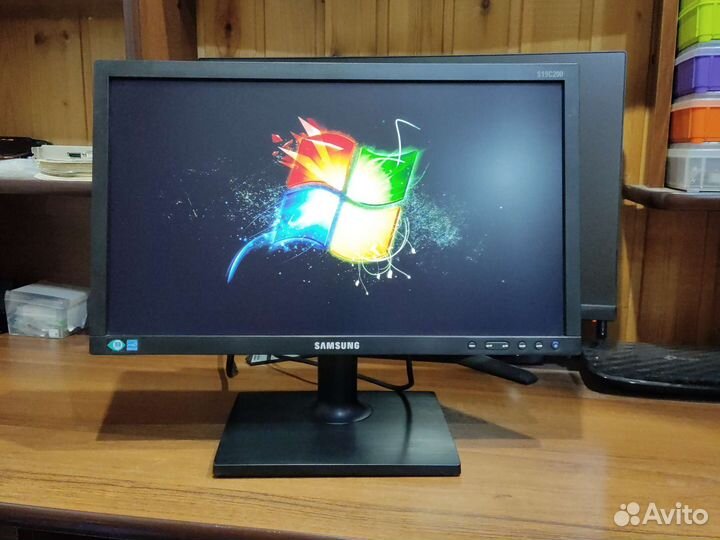 Монитор Samsung 19 дюймов