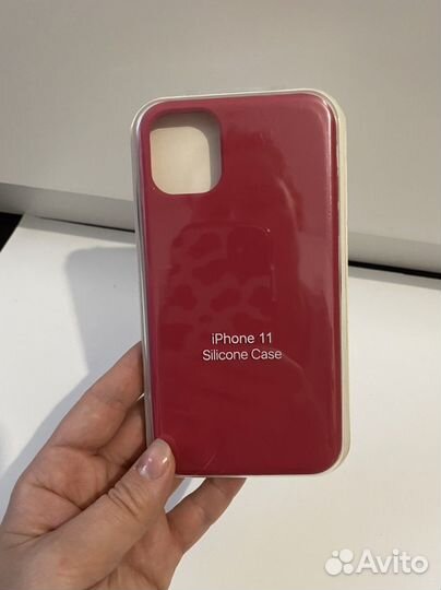 Чехол фуксия силиконовый на iPhone 11