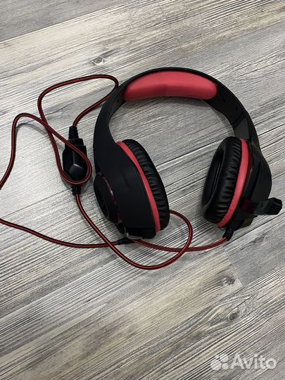 Игровые наушники с микрофоном