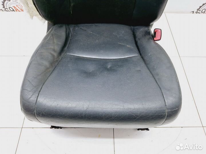 Сиденье переднее правое Toyota Highlander II (XU4