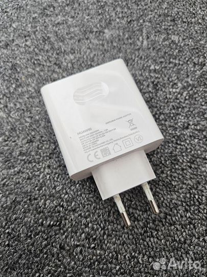 Блок питания Huawei 65w