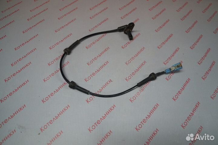 Nissan 47901-EQ010 Датчик абс задний левый