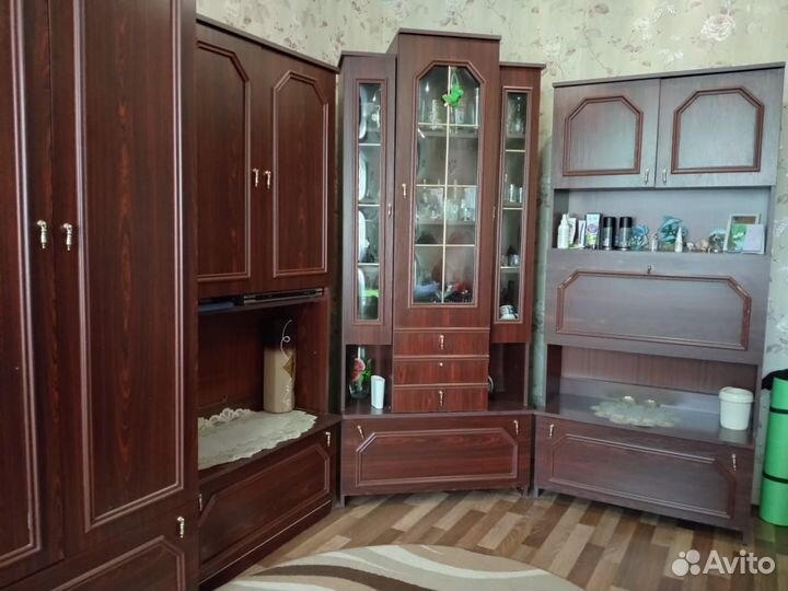 Стенка в гостиную бу