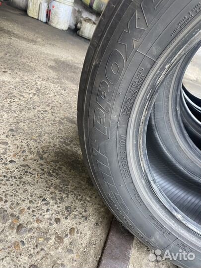 Toyo Proxes T1 Sport SUV 235/60 R16