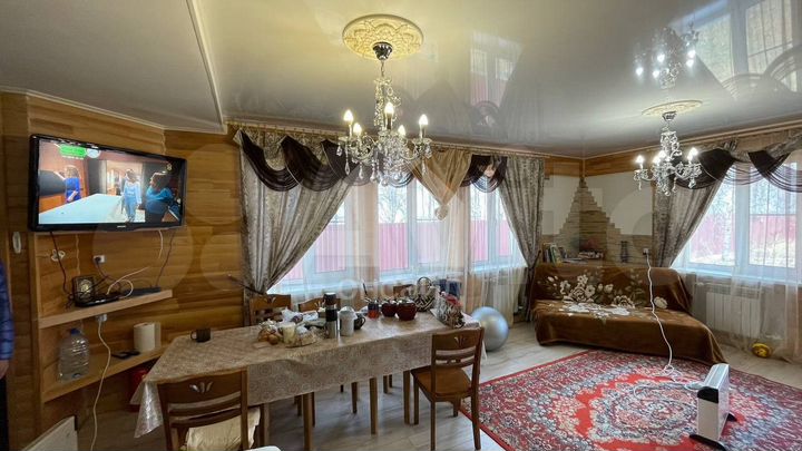 Коттедж 450 м² на участке 26 сот.