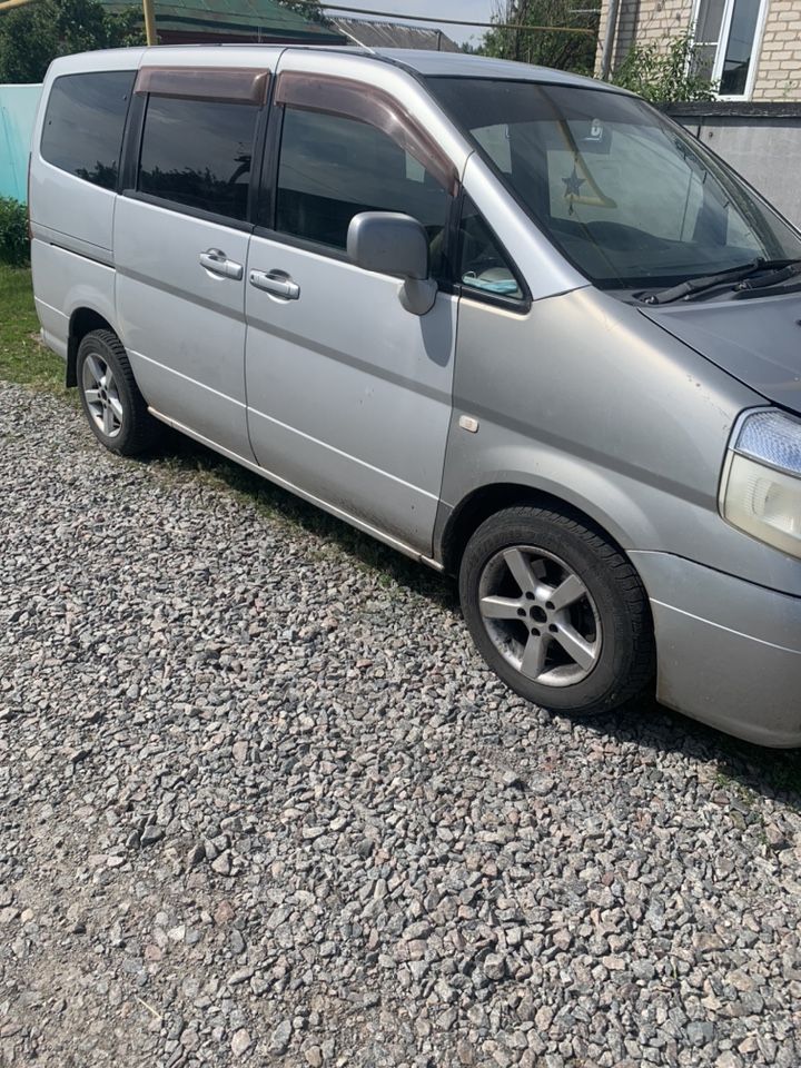Nissan Serena: фото владельца