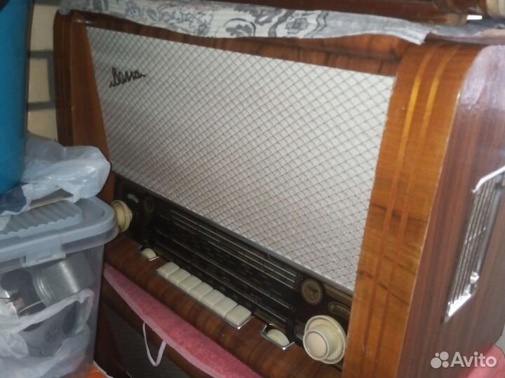 Радиола Волга