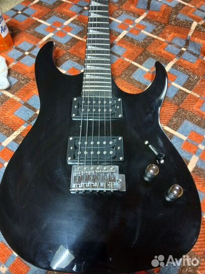 Электрогитара